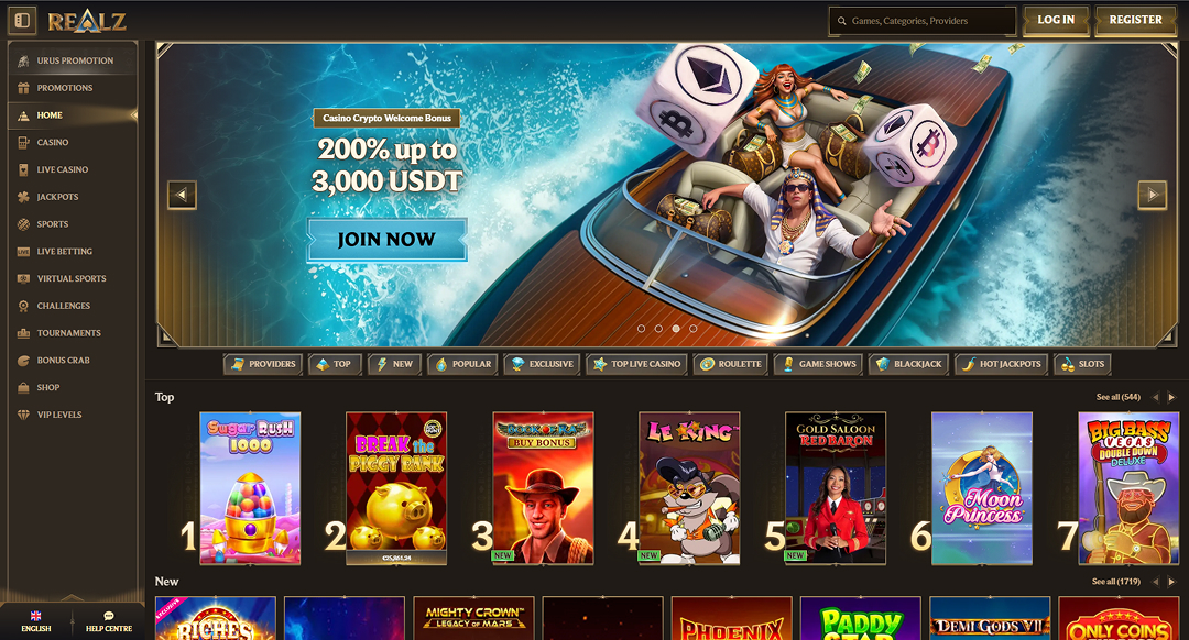 Realz homepage showing the lobby hero, welcome panel, and mixed casino-sportsbook navigation